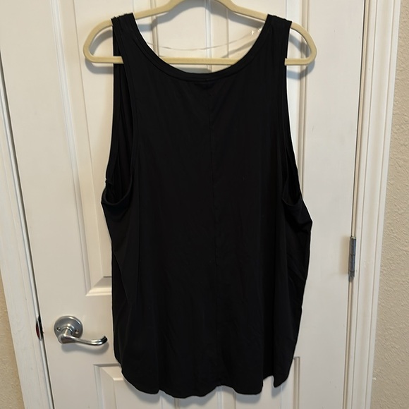 Ava & Viv Plus Size Tank Top - Picture 3 of 3